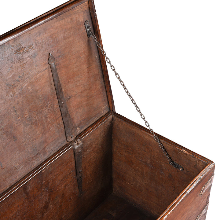 Chain Detail From Antique Brass Bound Military Chest From Rajasthan - 19th Century | Indigo Antiques