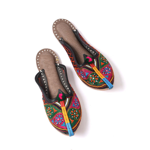 Blue Embroidered Jutti Slippers