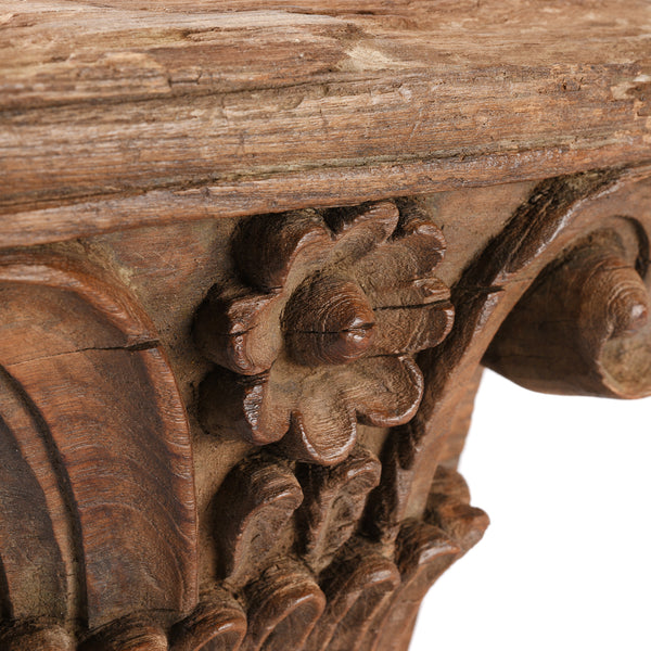 Carved Teak Capitol From Gujarat - Late 19th Century