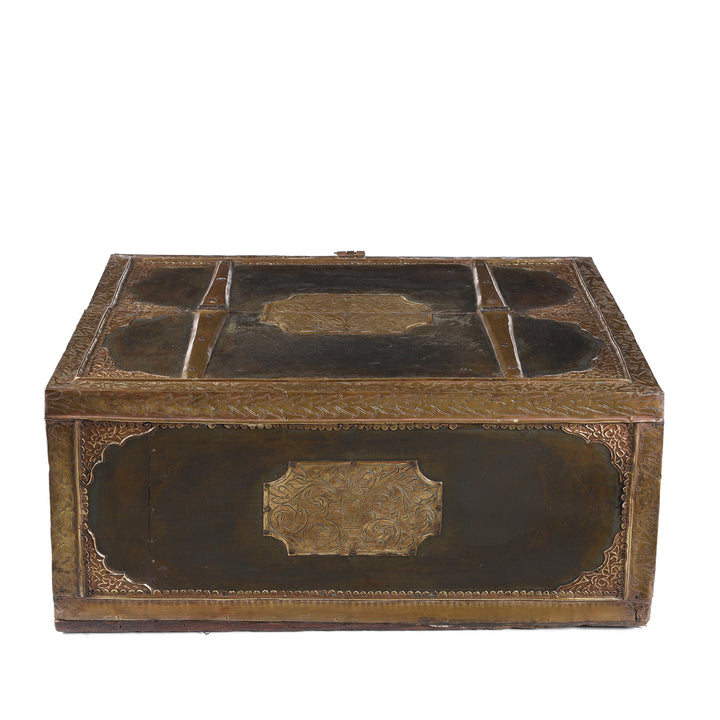 Back Of Antique Dowry Box From Shekhawati - 19th Century | Indigo Antiques