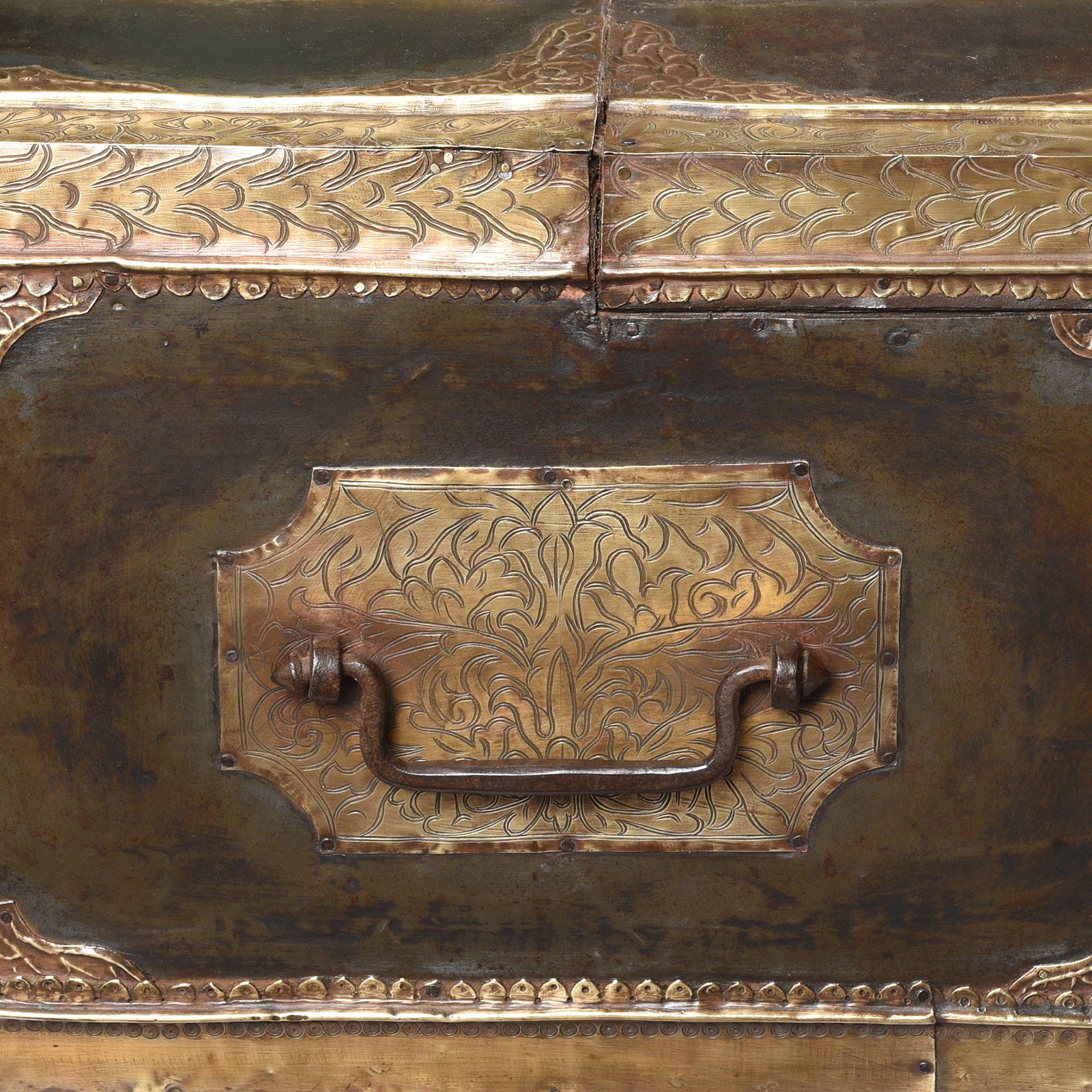 Handle Detail From Antique Dowry Box From Shekhawati - 19th Century | Indigo Antiques