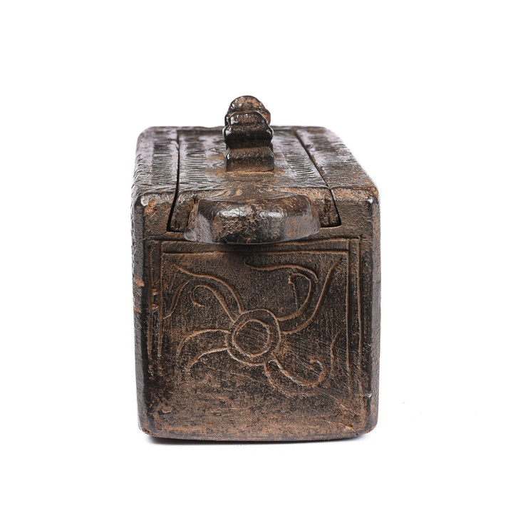 Carving Detail From Carved Jackfruit Tikka Ash Box From Kerala - Ca 100 Yrs Old | INDIGO ANTIQUES