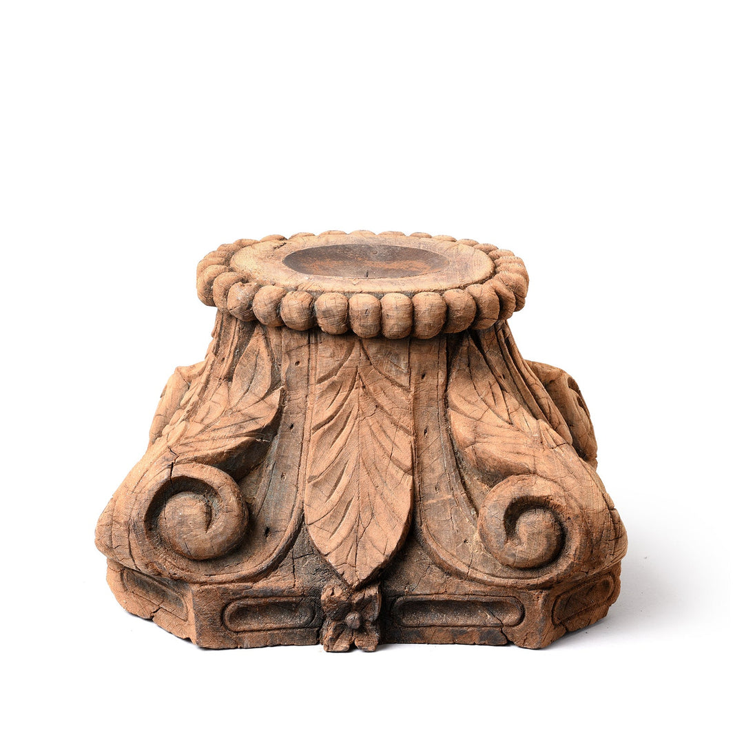 Carved Teak Capitol From Gujarat - Late 19thC | Indigo Antiques