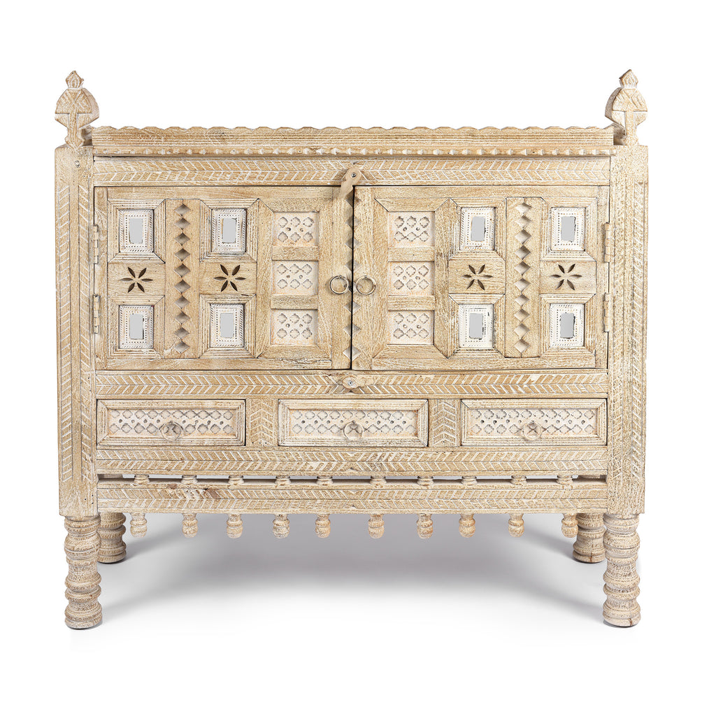 Damchiya sideboard on sale