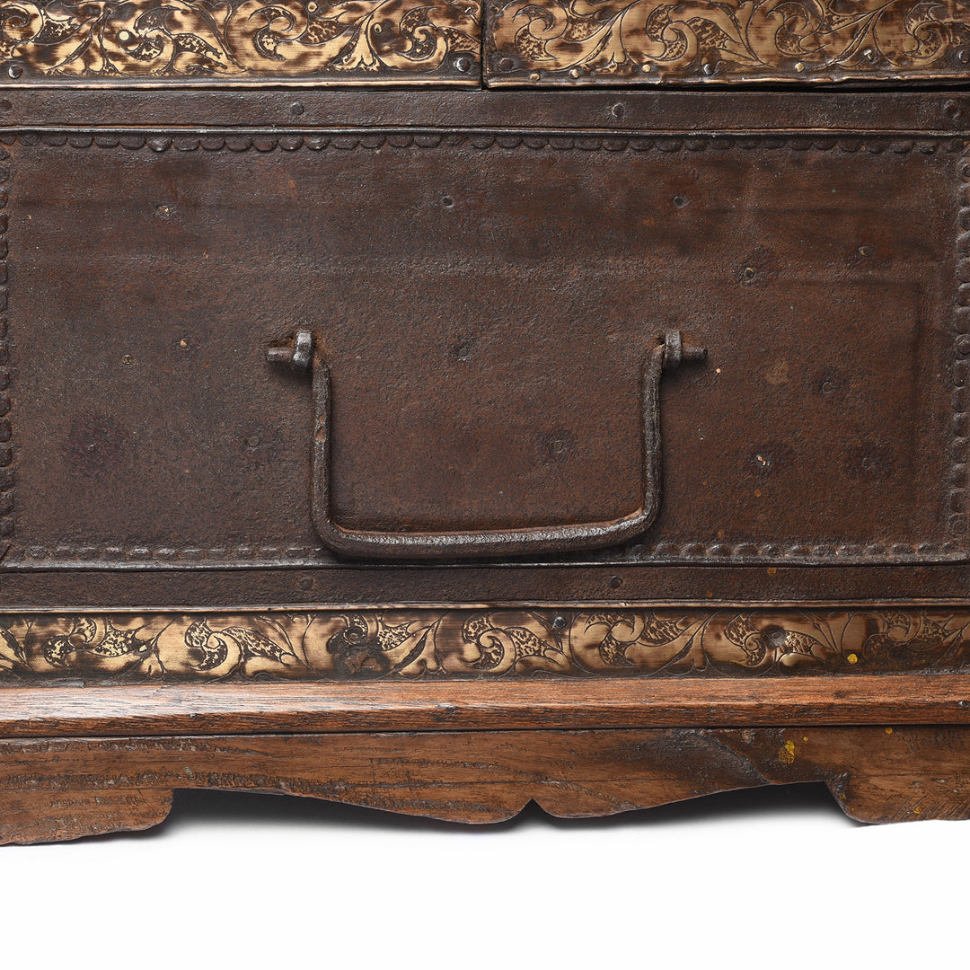 Handle View Of Dowry Box From Shekawati Rajasthan - 19thC | Indigo Antiques