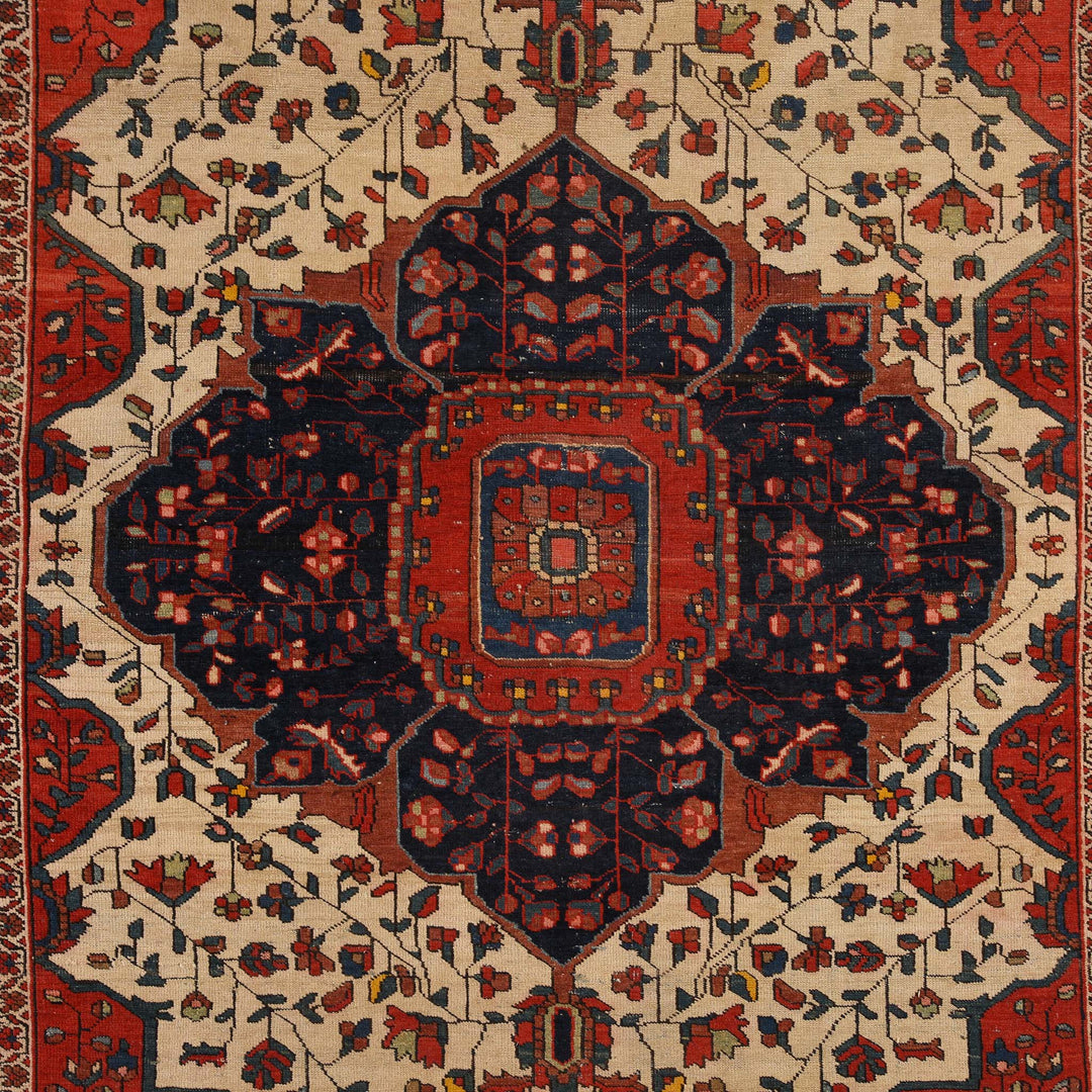 Sarouk Rug - Ca 75 yrs old | Indigo Antiques