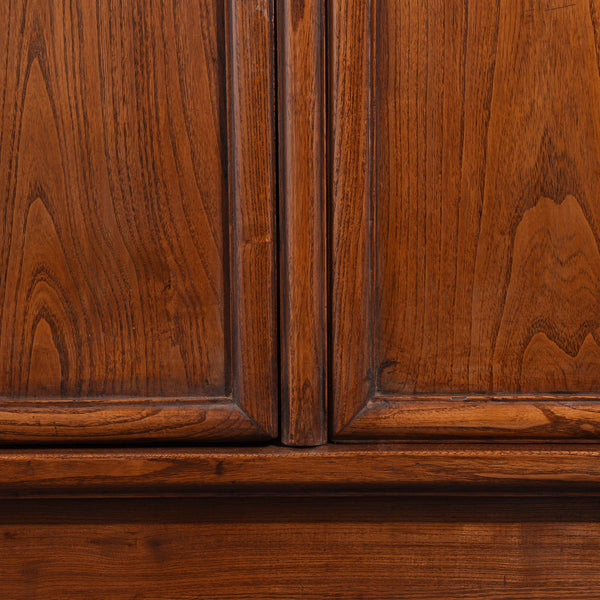 Elm Chinese Taper Cabinet From Shanxi - 19thC