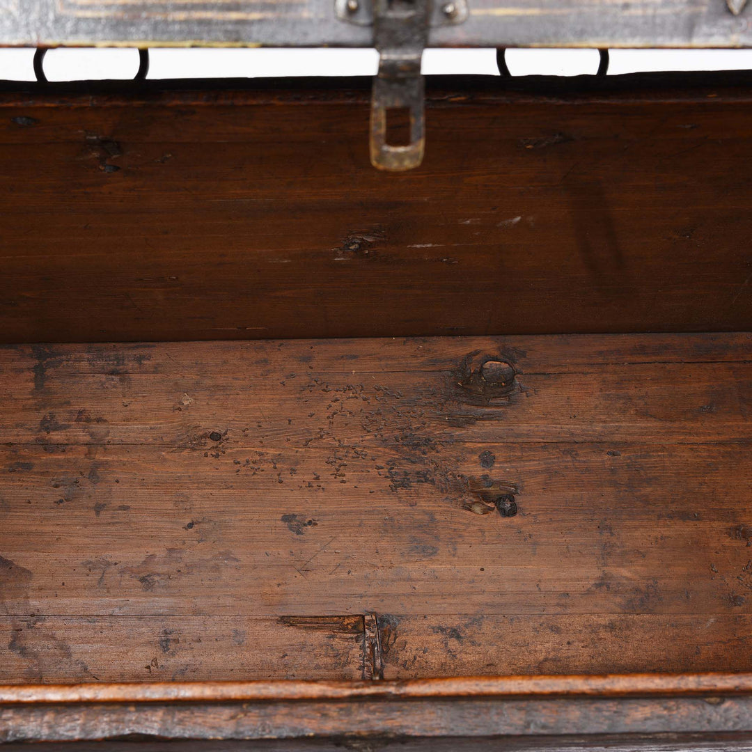 Interior Of Painted Zeeba Chest From Tibet - Late 18thC | Indigo Antiques
