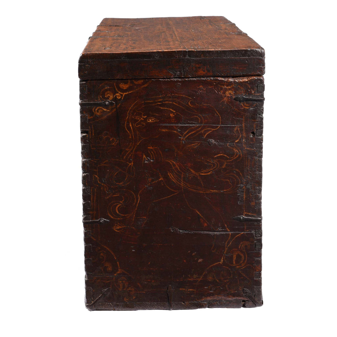 Figurative painting On Painted Zeeba Chest From Tibet - Late 18thC | Indigo Antiques