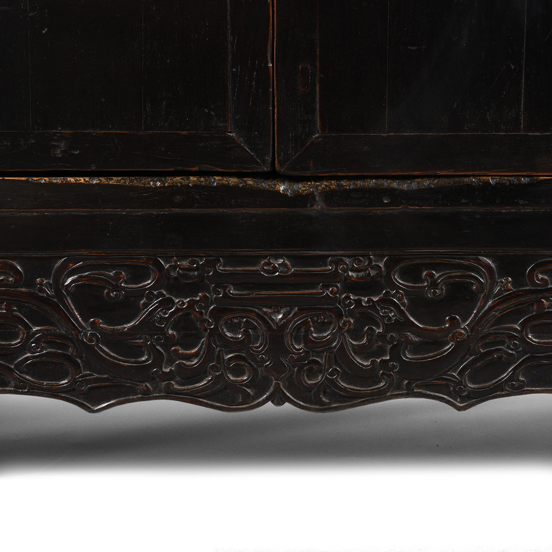 Carving Detail From Chinese Black Lacquer Cabinet From Shanxi - 19ThC | Indigo Antiques