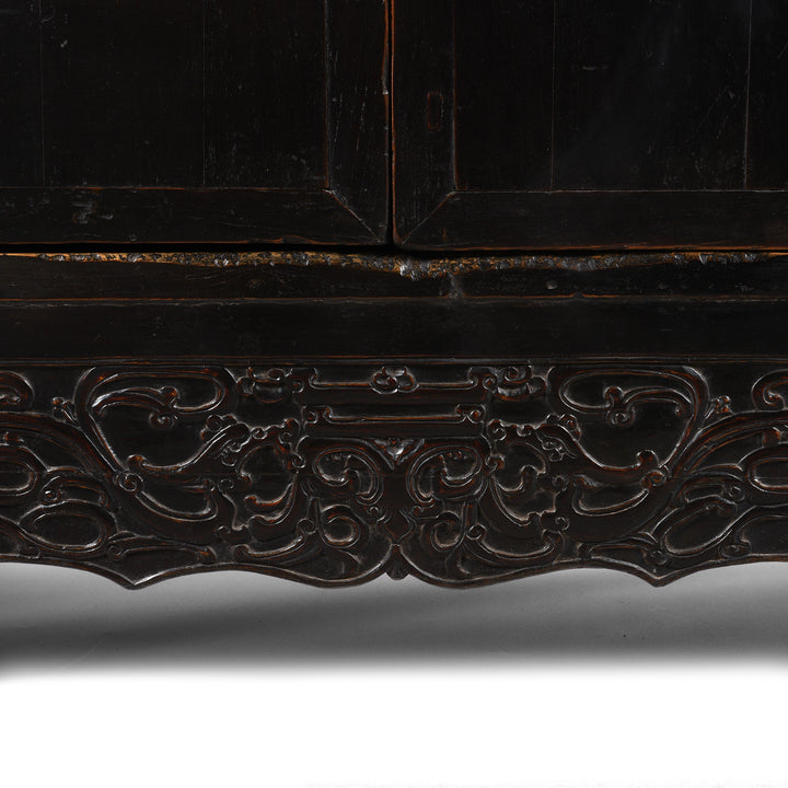Carving Detail From Chinese Black Lacquer Cabinet From Shanxi - 19ThC | Indigo Antiques
