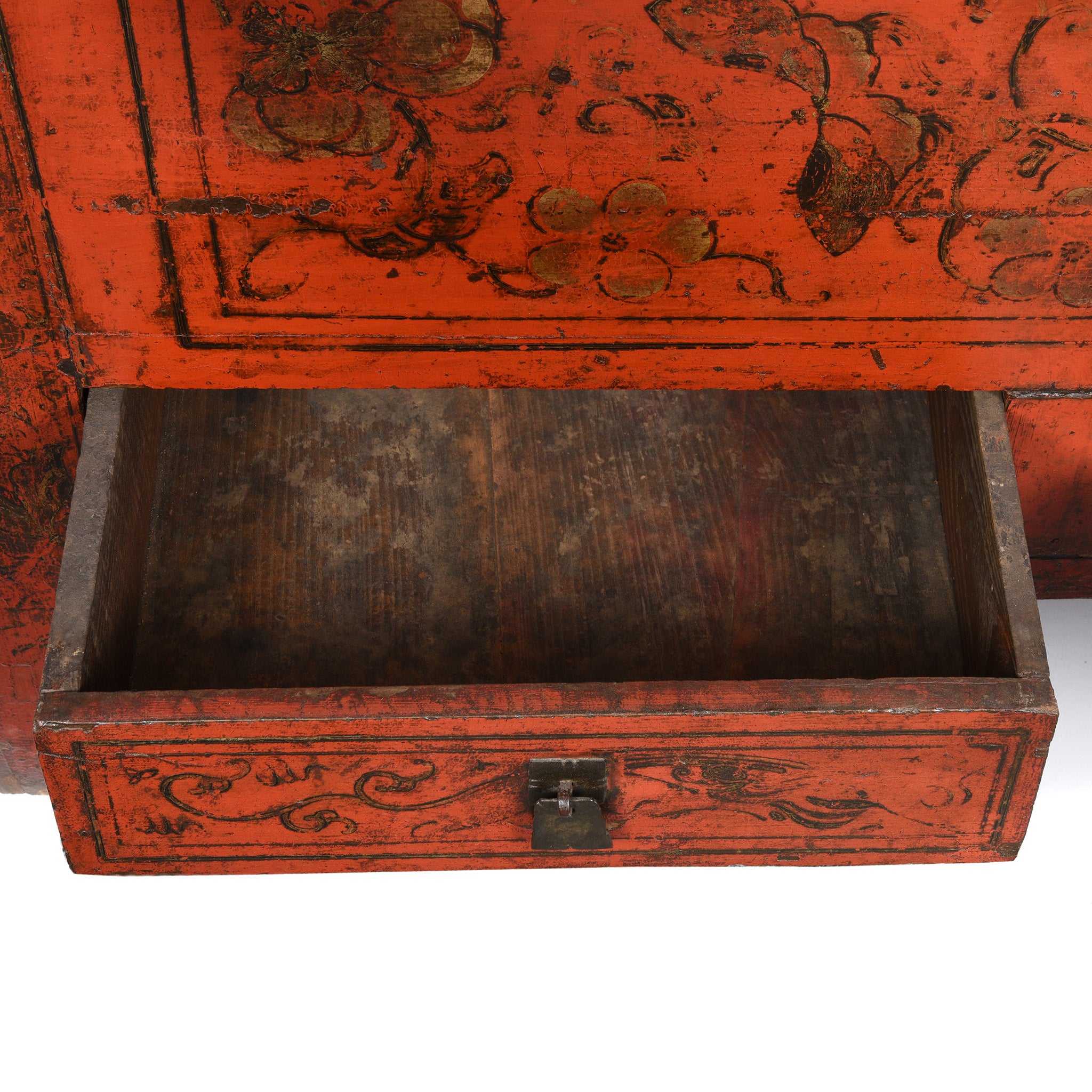 Draw Detail Of Red Lacquer Wedding Cabinet - 19thC | Indigo Antiques