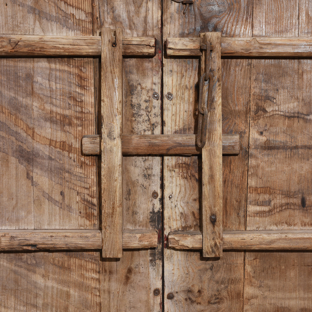 Reverse Sliding Lock Detail From Iron Bound Elm Doors From Shanxi Province - 19thC | Indigo Antiques