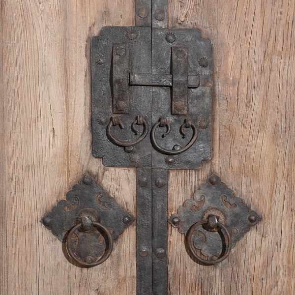 Iron Bound Elm Doors From Shanxi Province - 19thC