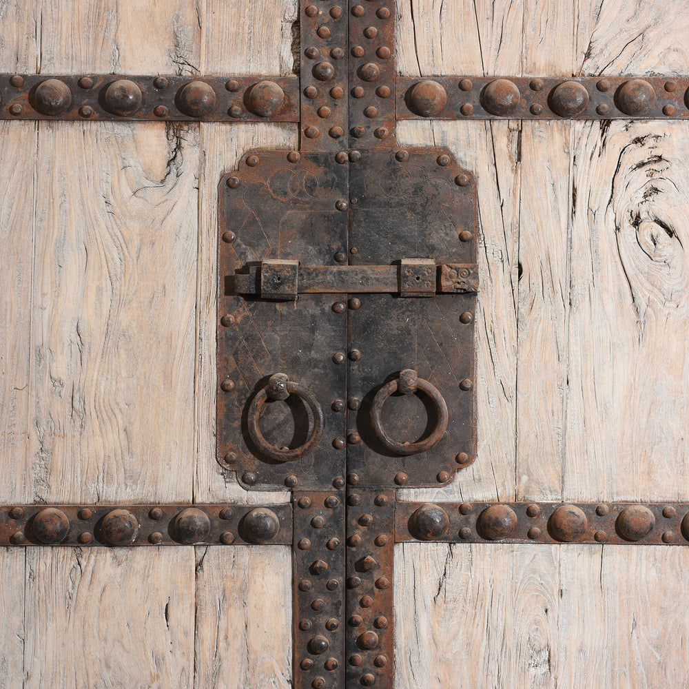 Iron Latch Detail From Iron Bound Elm Doors From Shanxi Province - 19thC | Indigo Antiques