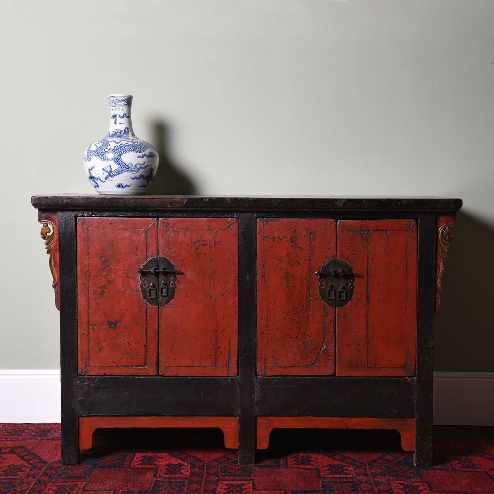 Lifestyle Of Antique Red & Black Lacquer Sideboard From Shanxi - Late 18thC | Indigo Antiques