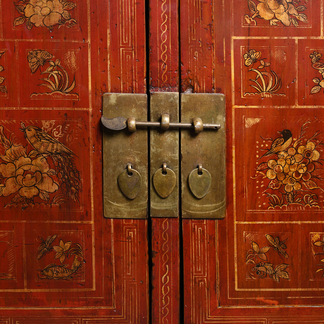 Locking Plate Detail From Antique Red Lacquer Chinese Sideboard From Dongbei - Ca 1920 | INDIGO ANTIQUES 
