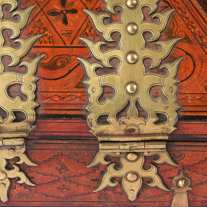 Hinge Detail From Painted Betel Nut Box With Mahjong Set From Kerala - 19thC | Indigo Antiques
