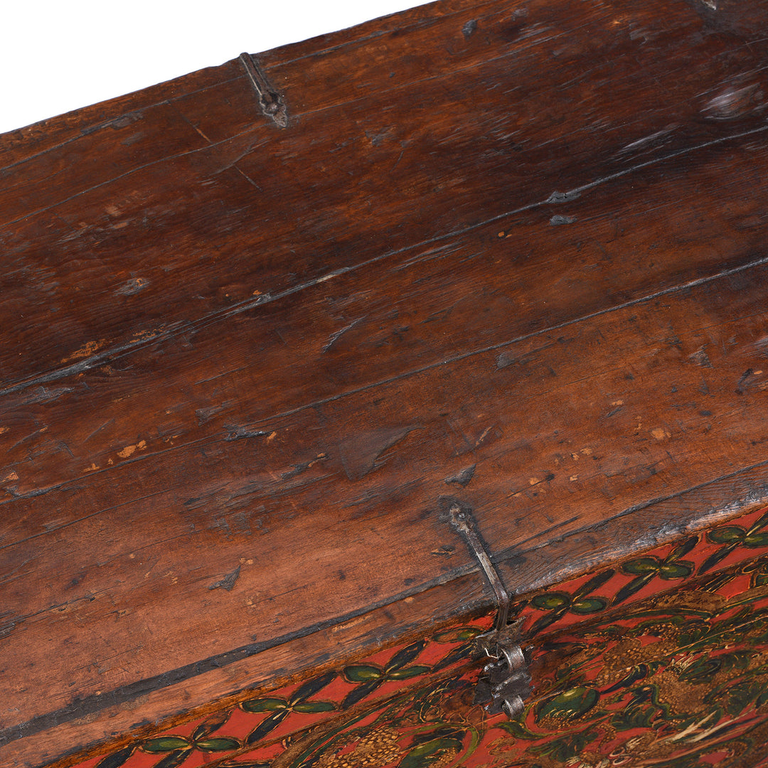 Painted Tibetan 'Double Dragon' Chest From Central Tibet - 17th Century
