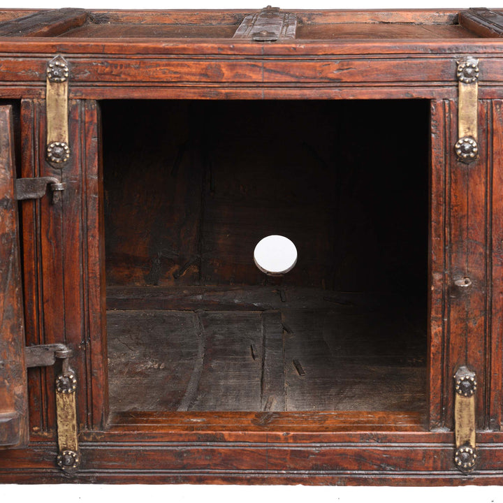Interior Of Manjus (Dowry Chest) From Banswara Tribal Region - 19thC | Indigo Antiques