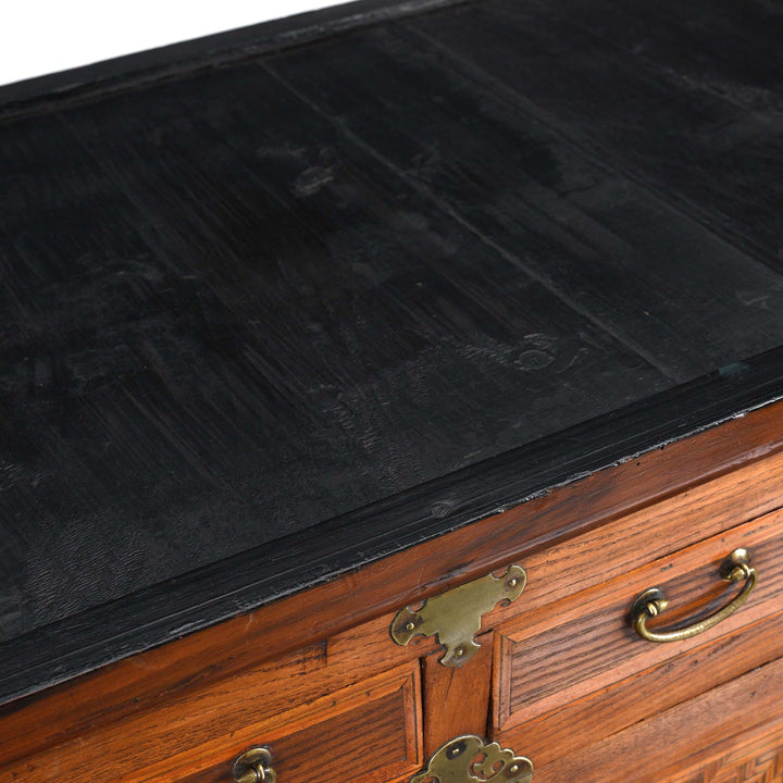 Top Of Korean Ich Ung Jang Cabinet - Elm & Cryptomeria - Late 19thC | Indigo Antiques
