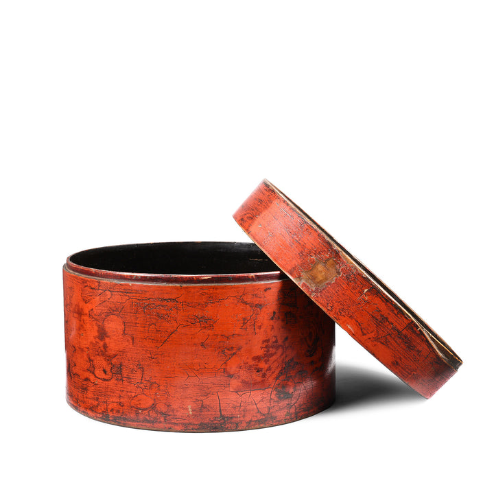Lid Off View Of Red Lacquer Chinese Hat Box - 19thC | Indigo Antiques