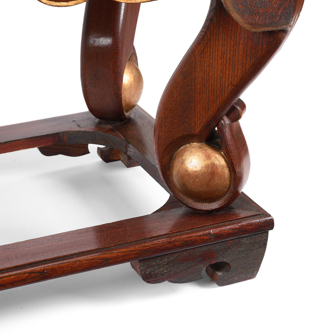 Leg detail of a Zelkova detail of an Antique Gilt Japanese Buddhist Altar Table With Fuki-Urushi Lacquer - Taishō Period | Indigo Antiques