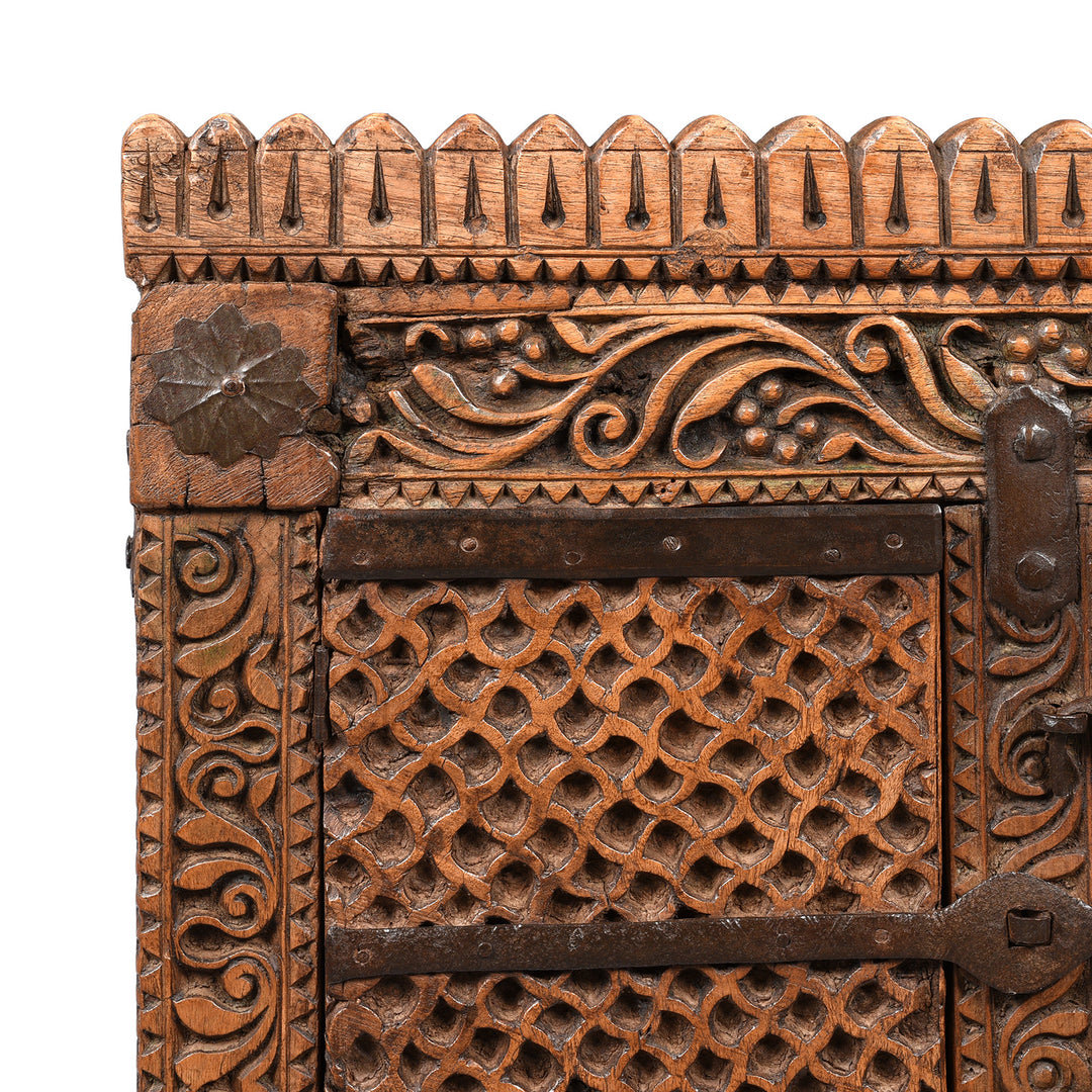Corner Detail From Chip Carved Manjus Chest from Rajasthan - 19thC | Indigo Antiques