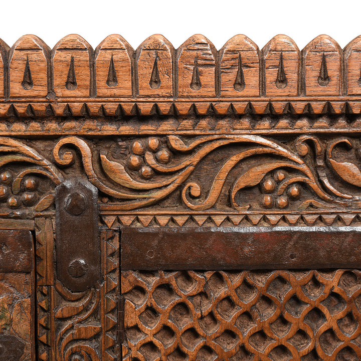 Carving Detail From Chip Carved Manjus Chest from Rajasthan - 19thC | Indigo Antiques