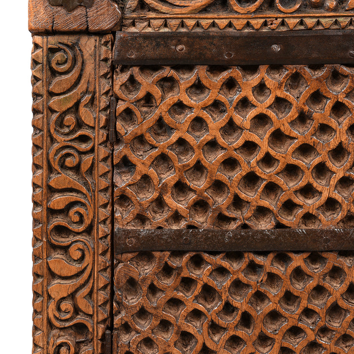 Carving Detail From Chip Carved Manjus Chest from Rajasthan - 19thC | Indigo Antiques