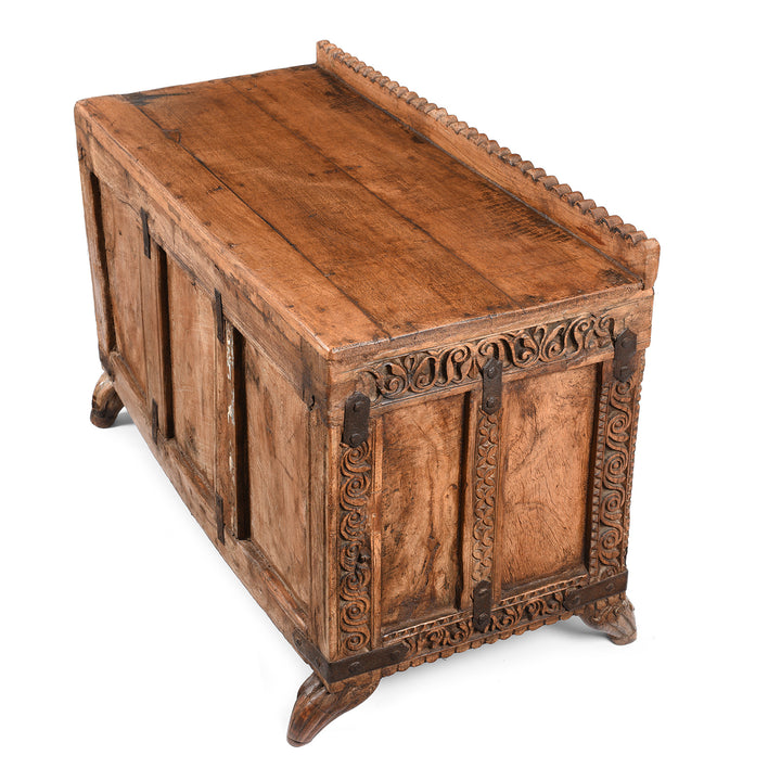 Reverse Angle View Of Chip Carved Manjus Chest from Rajasthan - 19thC | Indigo Antiques