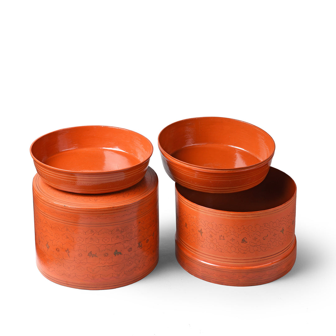 Large Burmese lacquerware betel box (kun it) orange lacquer tiffin box compartments with kunan kanbyat etching| Indigo Antiques