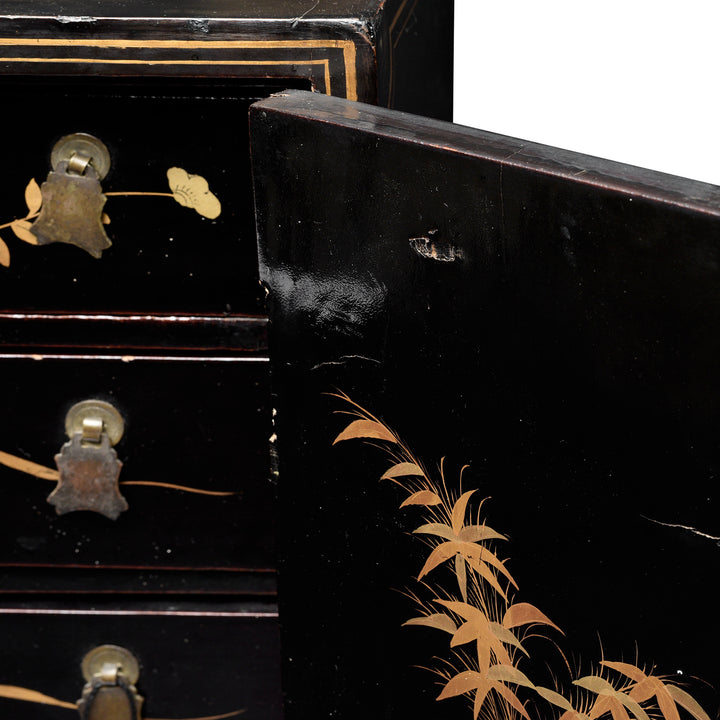 Damage Detail From Antique Gilt Black Lacquer Chinoiserie Export Jewellery Cabinet - 18th Century | Indigo Antiques