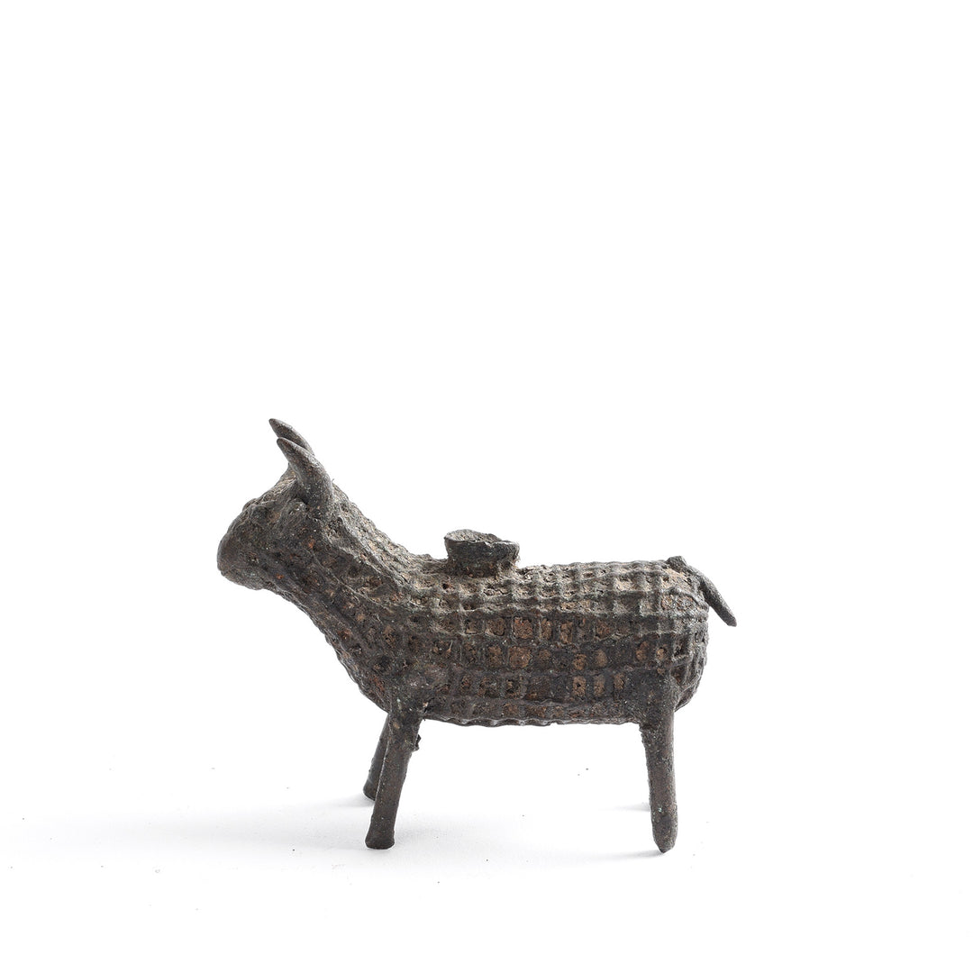 Gond Dokra work Brass Cow From Orissa - Early 20thC | Indigo Antiques