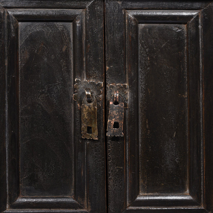 Door Handle Detail Of Persimmon Side Cabinet From Shanxi - 19thC | Indigo Antiques
