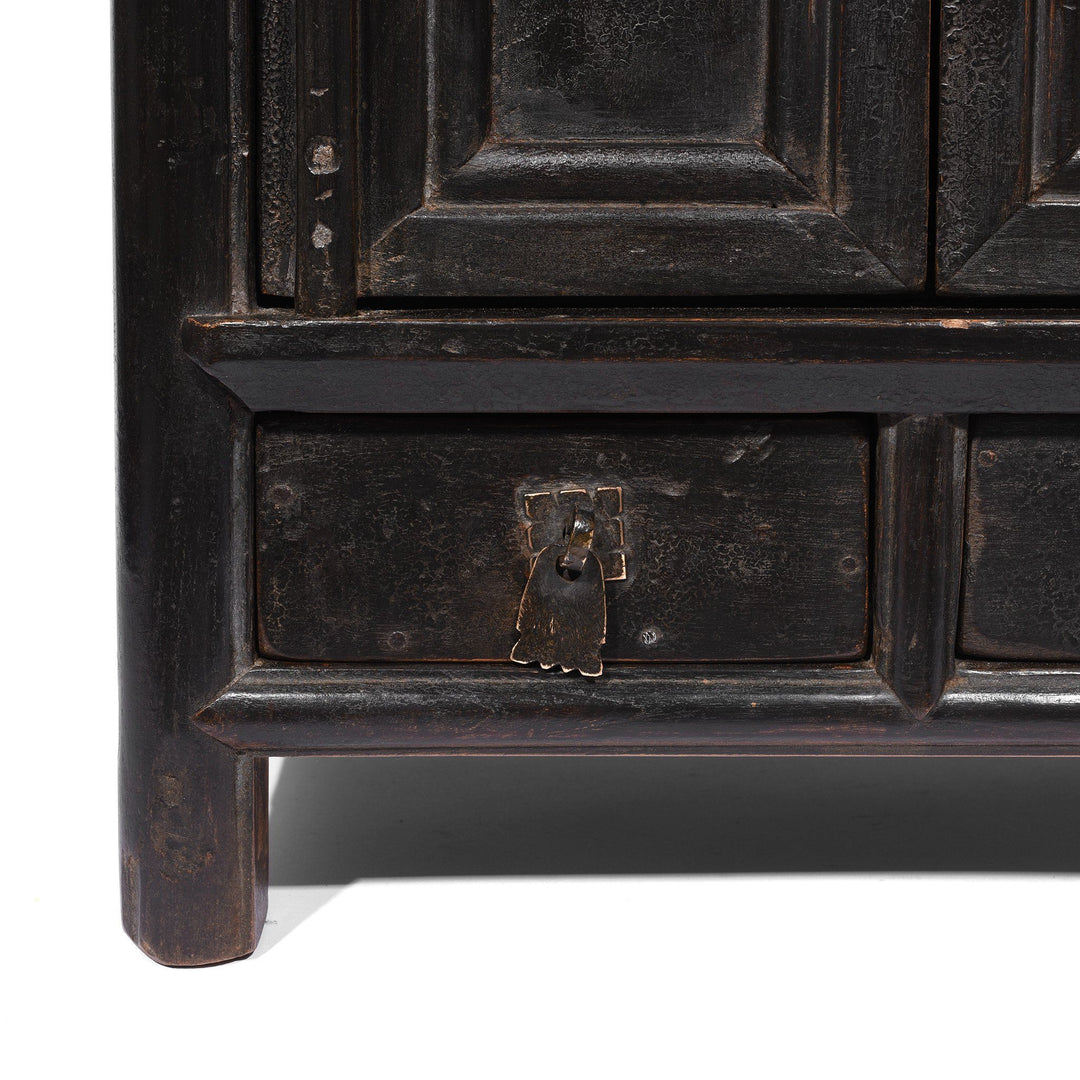 Draw Handle Detail Of Persimmon Side Cabinet From Shanxi - 19thC | Indigo Antiques
