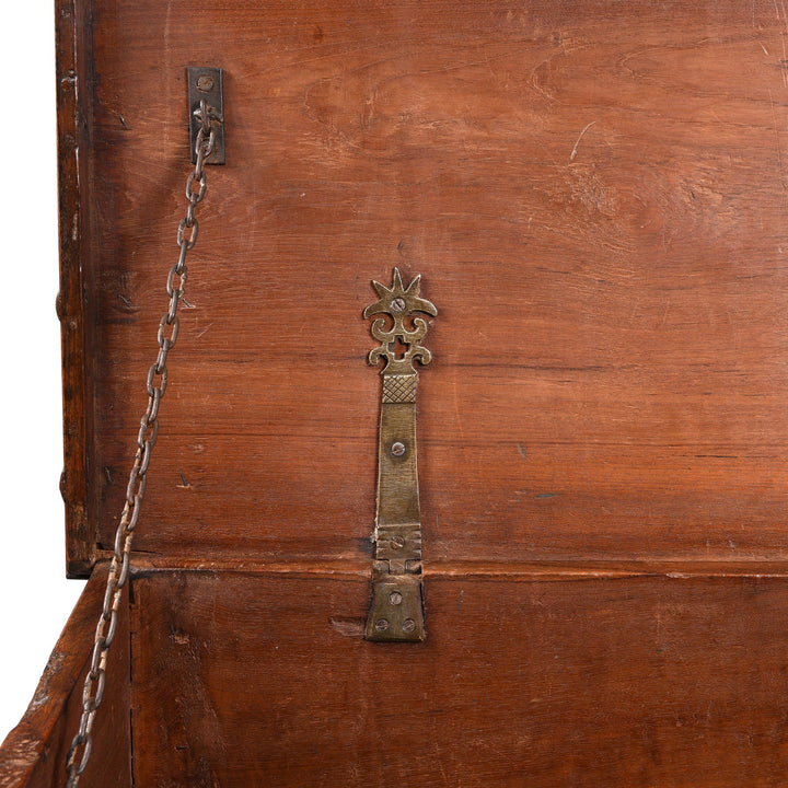 Chain And Hinge Detail Of Brass Bound Teak Dowry Chest From Kutch - 19thC | Indigo Antiques