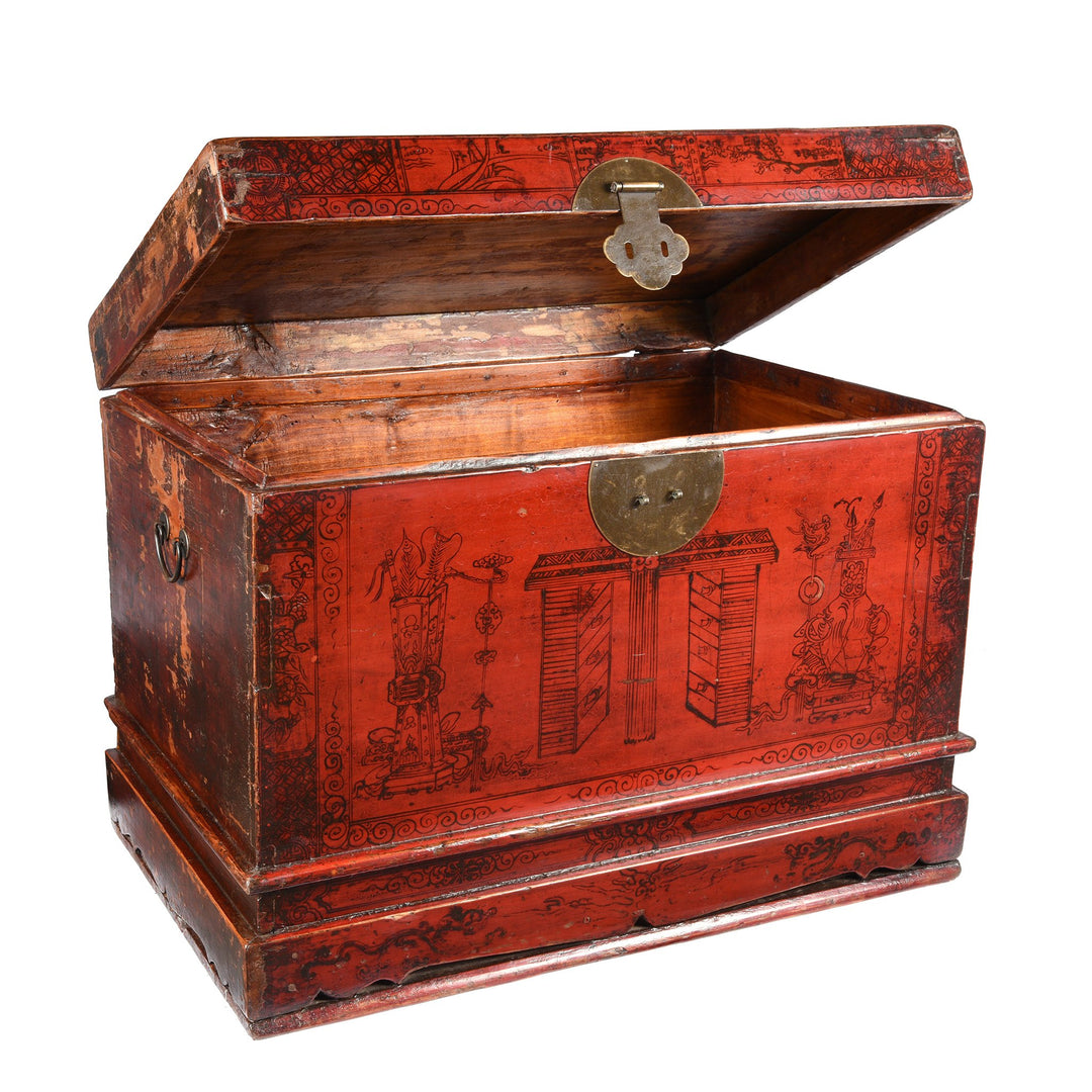 Open detail of a Red Lacquer Chinese Chest From Gansu - 19thC | Indigo Antiques