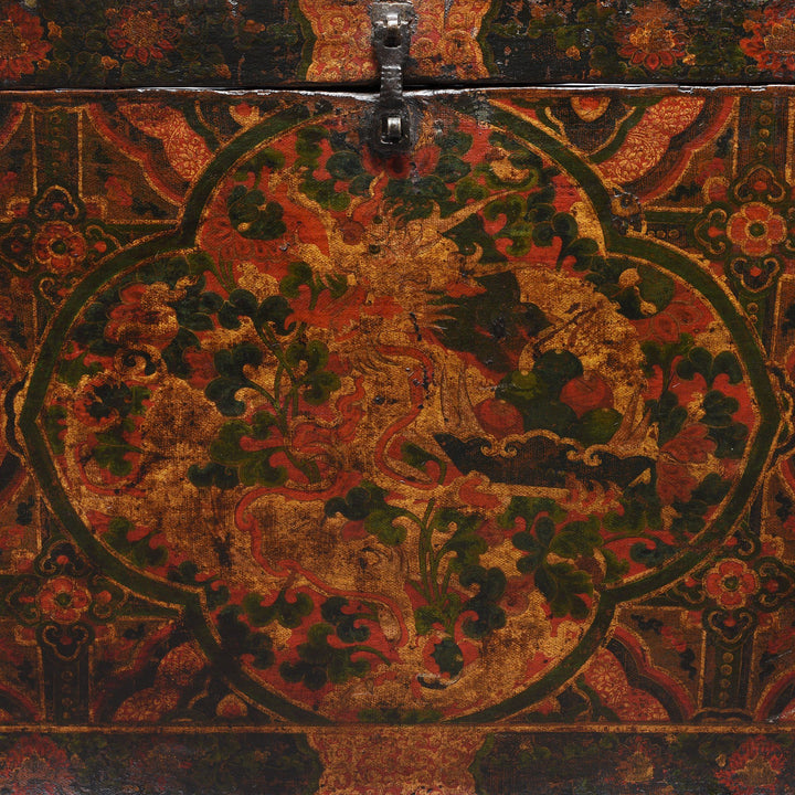 Dragon Detail Of Tibetan Trunk with Original Painting - 18thC | Indigo Antiques