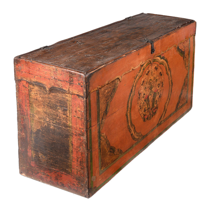 Lhoka Trunk From Southern Tibet - 18th Century