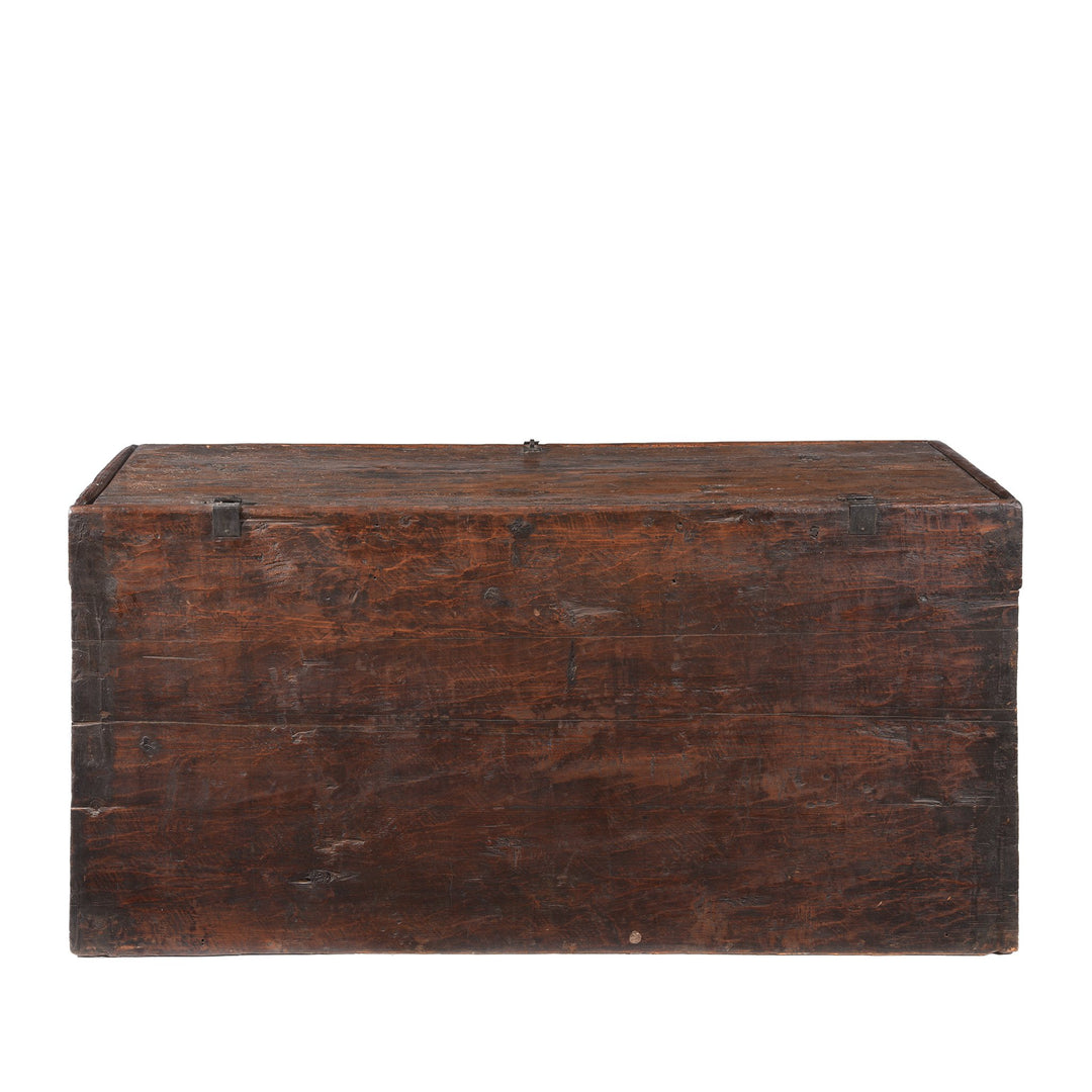 Lhoka Trunk From Southern Tibet - 18th Century