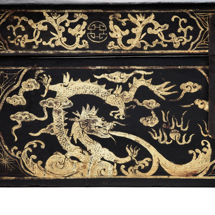 Black Lacquer Chinese Export Pillow Box - Ca 1920