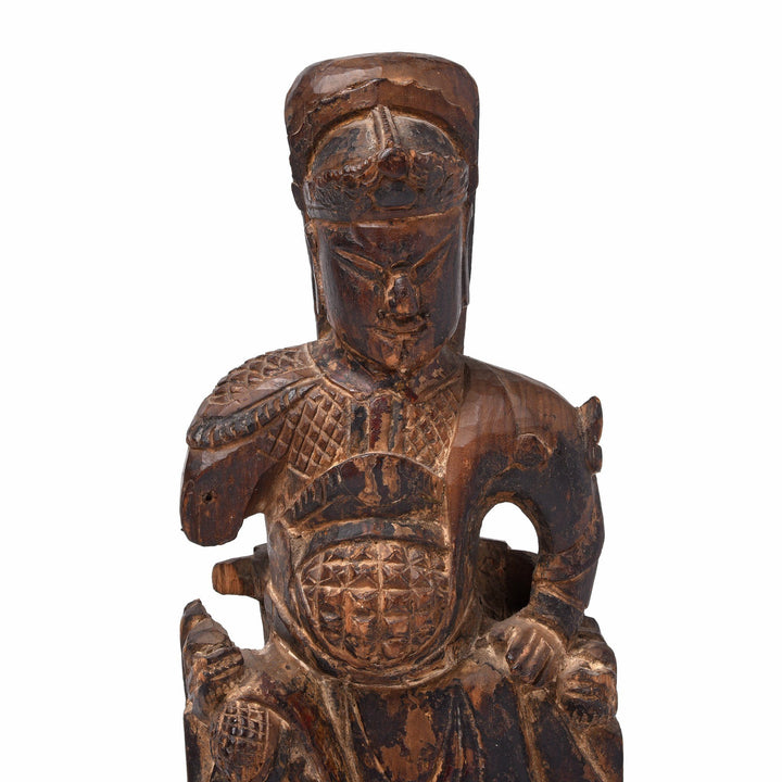 Dace detail of an Antique Chinese Qing Dynasty Guan Yu Figure - 19th Century | Indigo Antiques