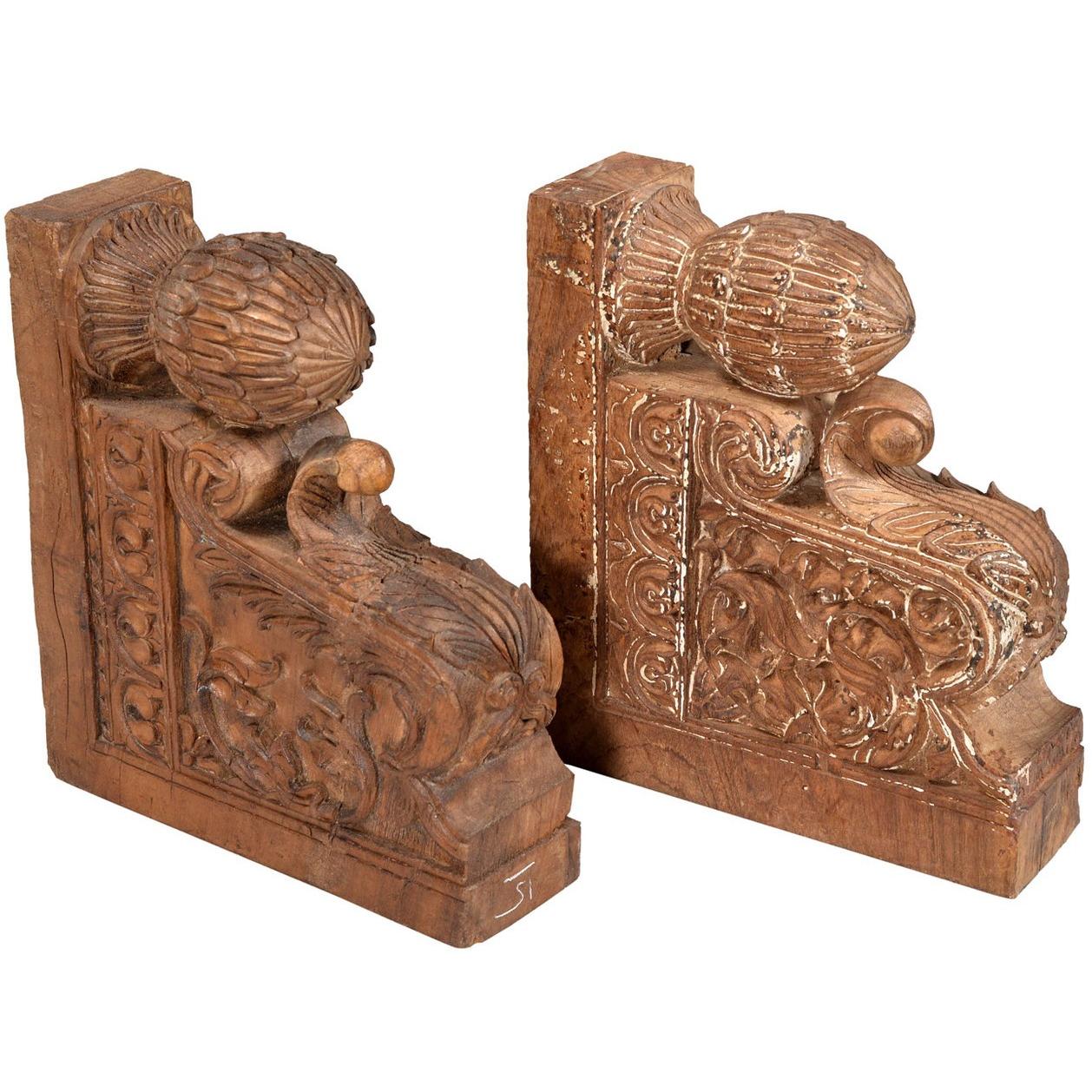 Carved Teak Corbel From Maharashtra - 19thC Carved Teak Corbel From Maharashtra - 19thC