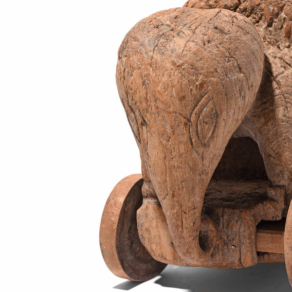 Indian Elephant Wheel Toy From Madhya Pradesh - 18thC