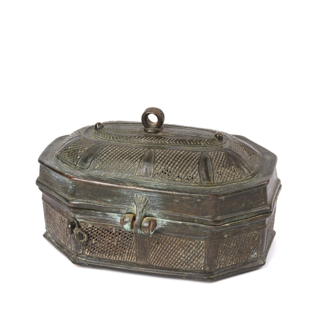 Old Indian Brass Dhokra Pandan Box - 19thC | Indigo Oriental Antiques