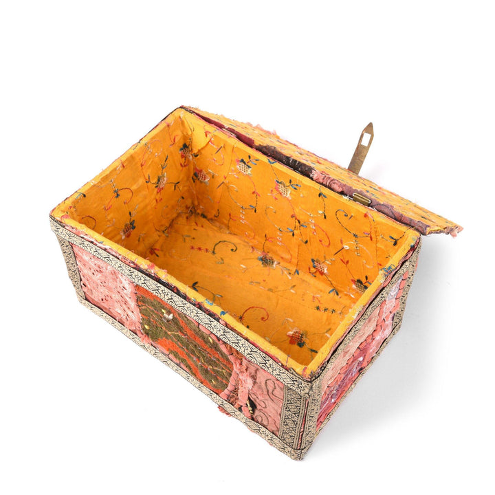 Vintage Textile Box Assorted Designs -Rajasthan - Ca 1950 | Indigo Antiques