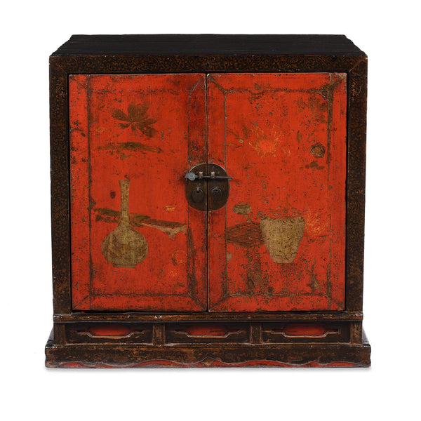 Black & Red Lacquer Book Cabinet from China - 19th Century