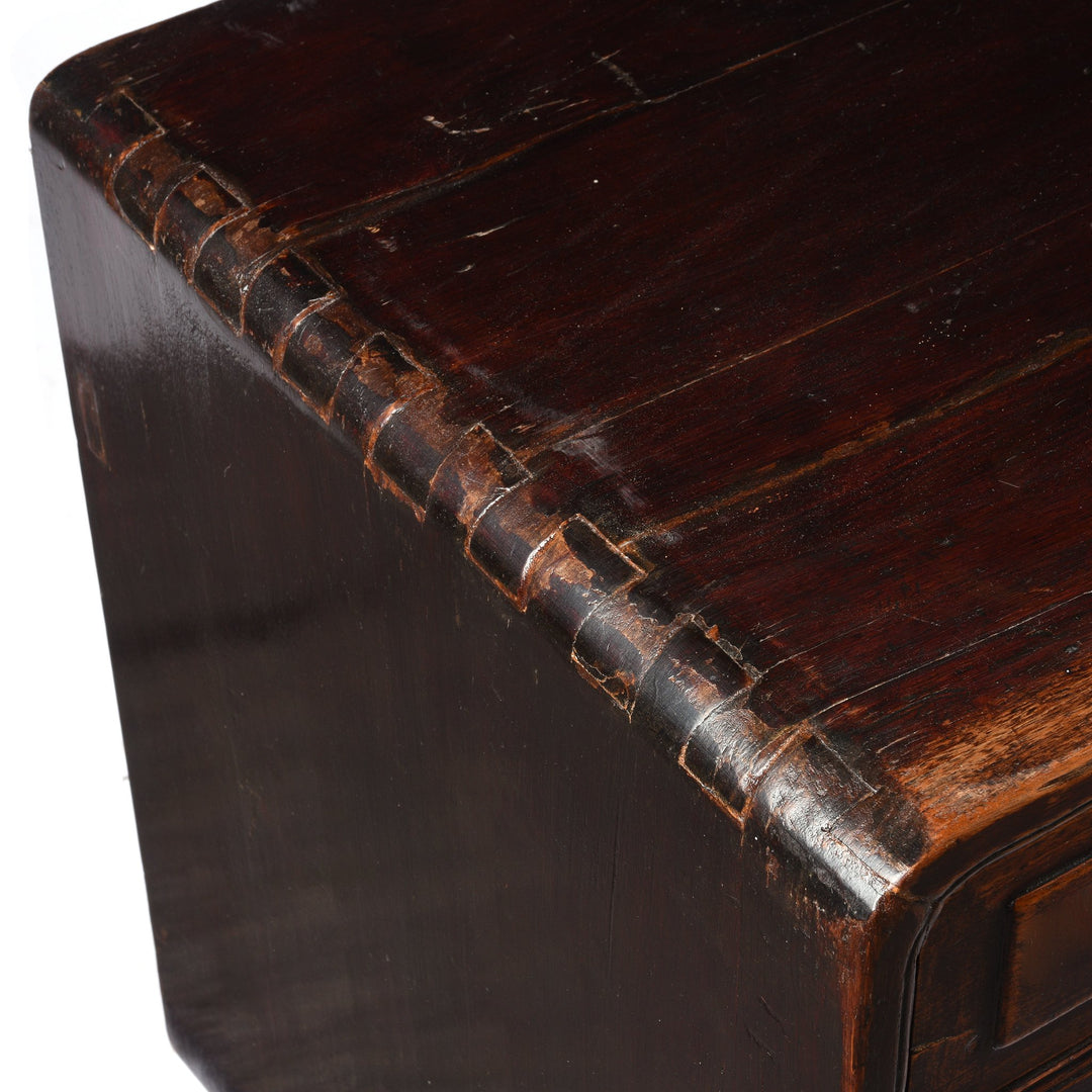 Butterfly joint detail from a Chinese Catalpa Kang Table From Tianjin - 19thC | Indigo Antiques