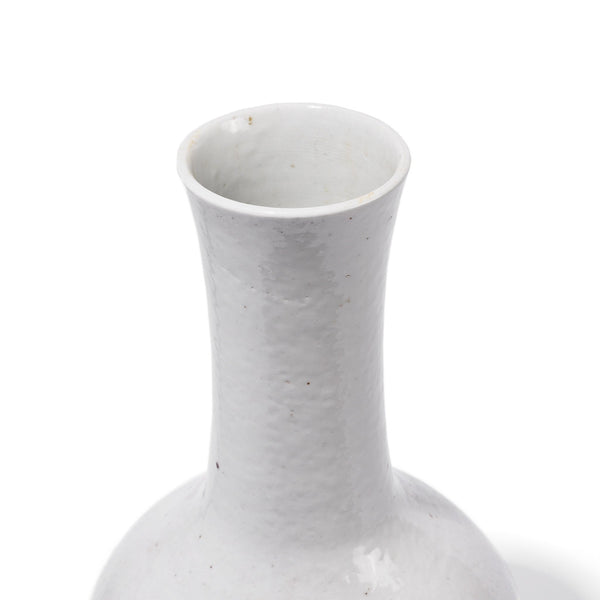 White Glazed Porcelain Yaolingzun Vase